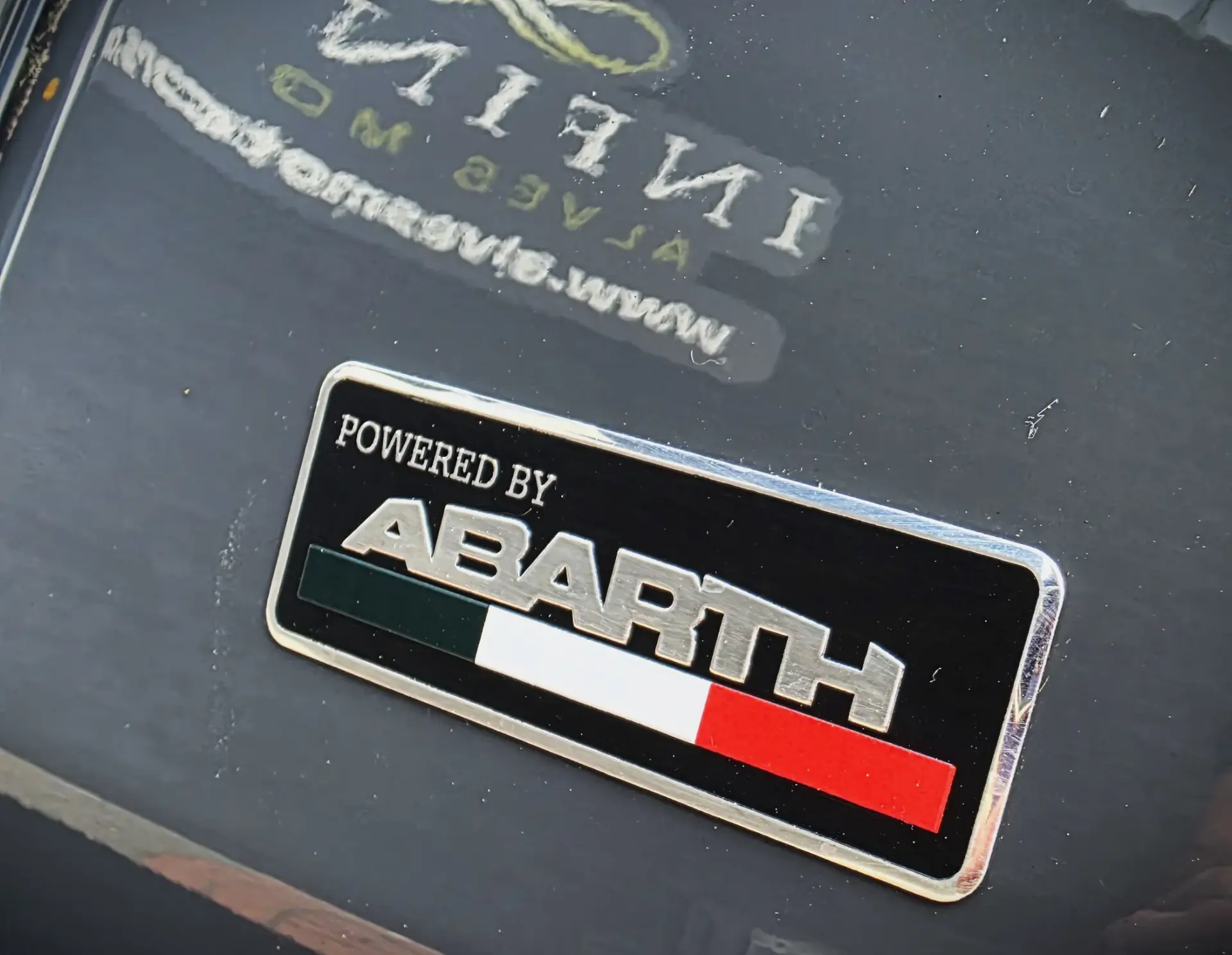 Abarth 595C 1.4 T-Jet 12