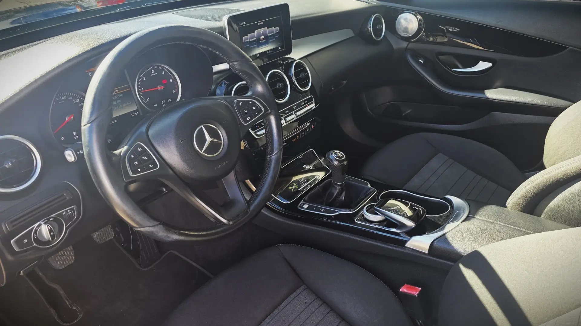 Mercedes-Benz C 180 BlueTEC Avantgarde 8