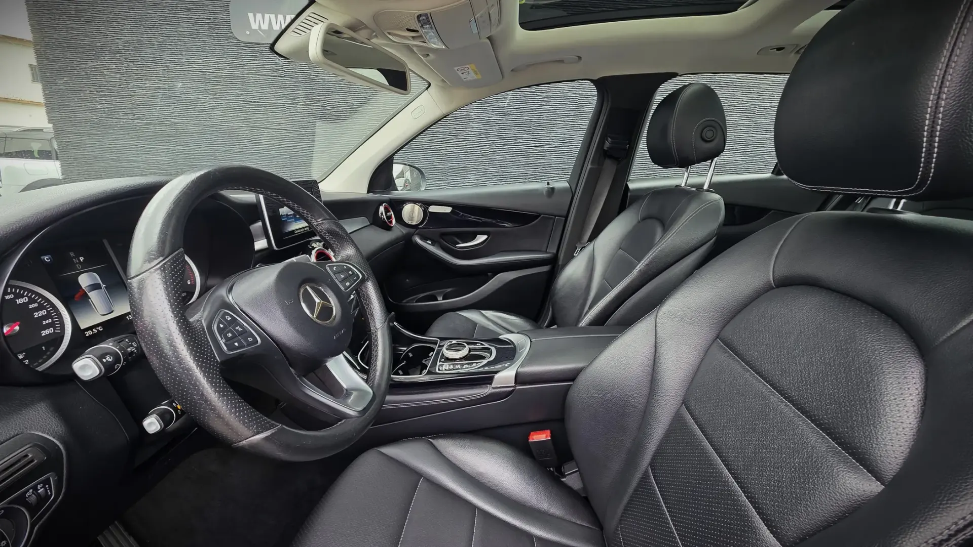 Mercedes-Benz GLC 250 d 4-Matic 11