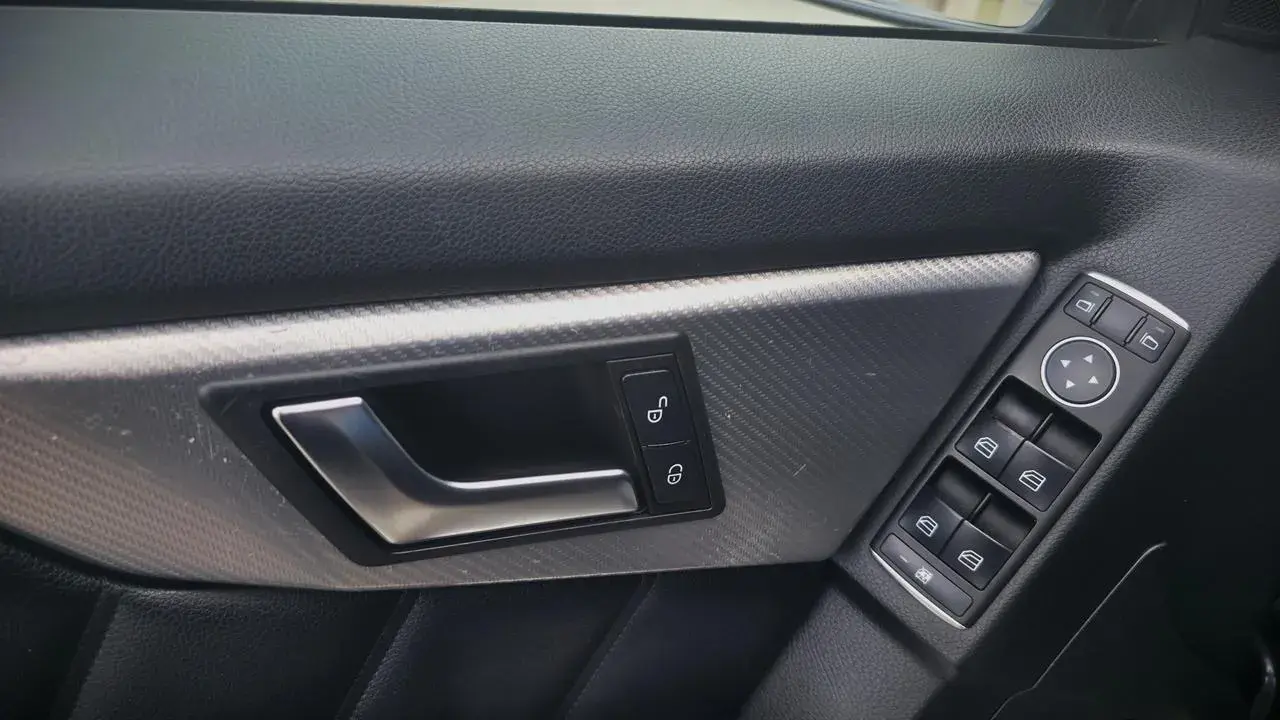 Mercedes-Benz GLK 220 CDi BlueEfficiency Aut. 11