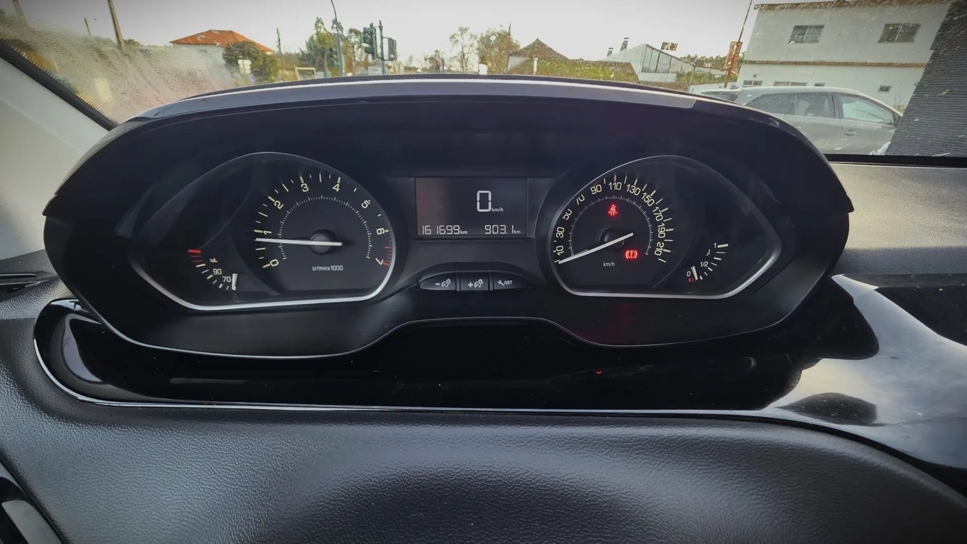 Peugeot 208 1.2 PureTech Active 16