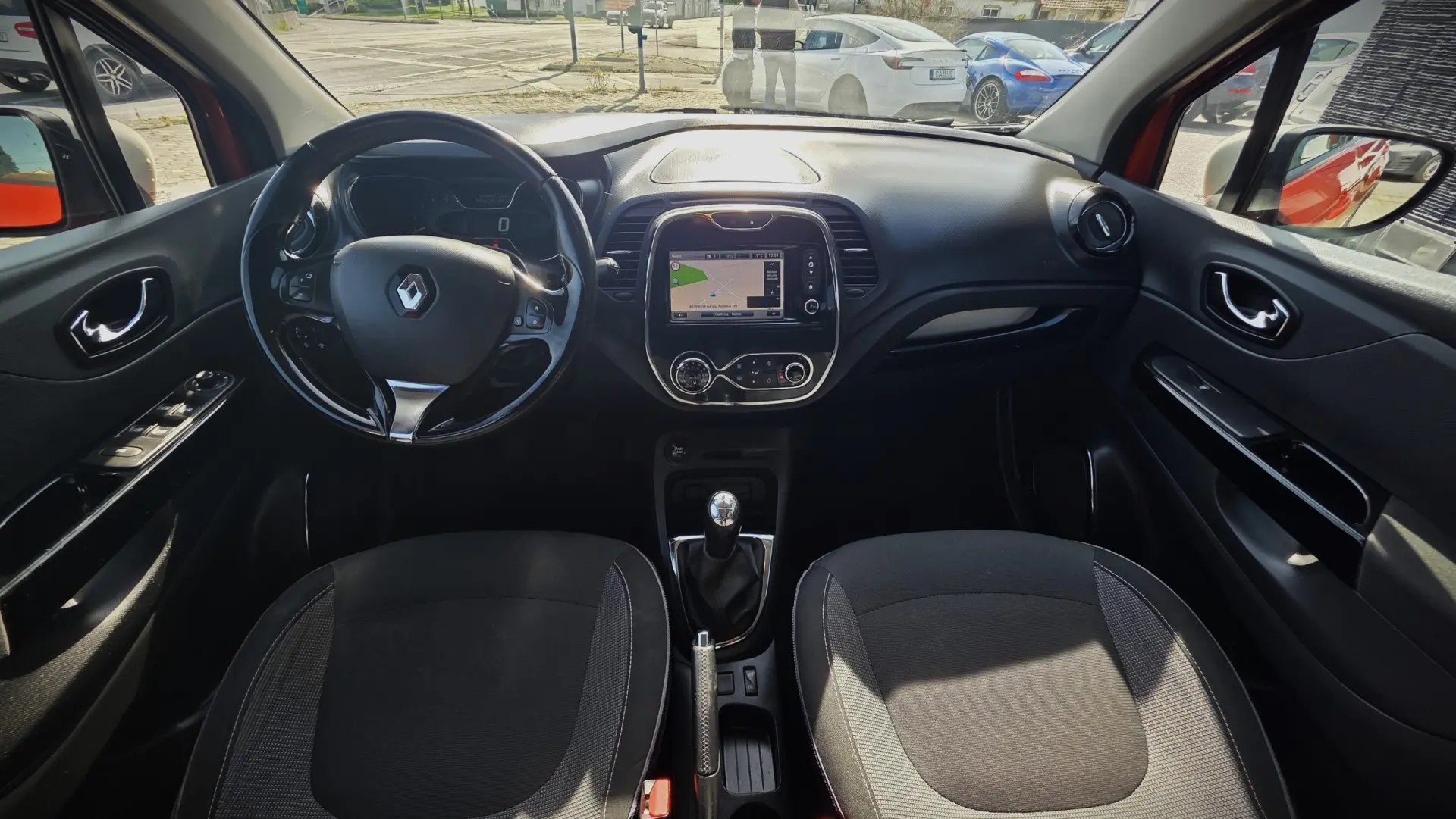 Renault Captur 1.5 dCi Exclusive 9