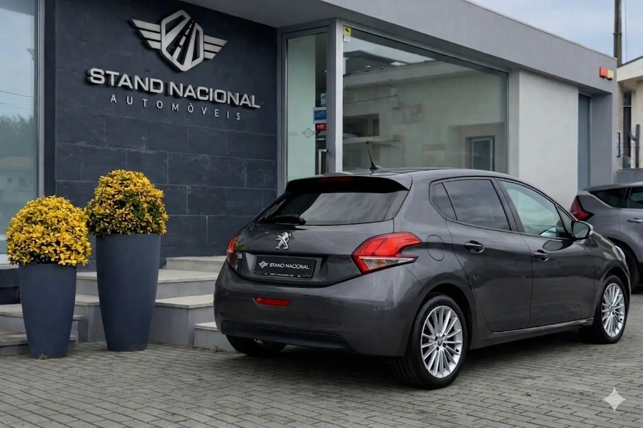 Peugeot 208 1.2 PureTech Style 6