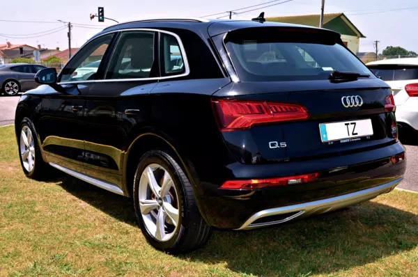 Audi Q5 2.0 TDi quattro Sport S-tronic 5