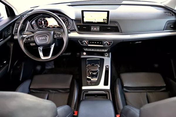 Audi Q5 2.0 TDi quattro Sport S-tronic 6