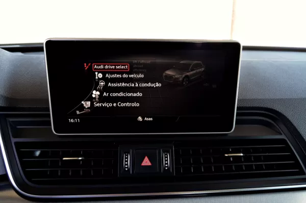 Audi Q5 2.0 TDi quattro Sport S-tronic 33