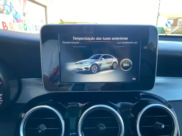 Mercedes-Benz GLC 220 d 4Matic 9G-TRONIC Exclusive 39