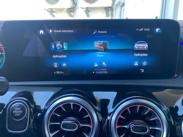 Mercedes-Benz CLA 250 e Shooting Brake AMG Line 22