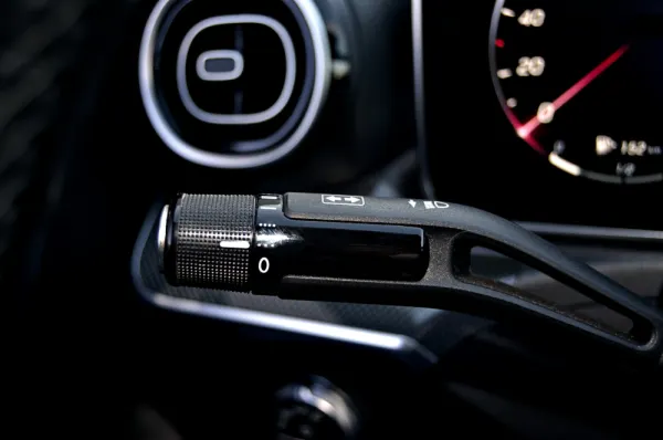 Mercedes-Benz C 300 d AMG Line 13