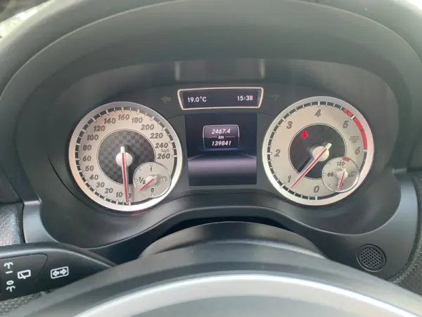 Mercedes-Benz A 180 CDI BE Urban 25