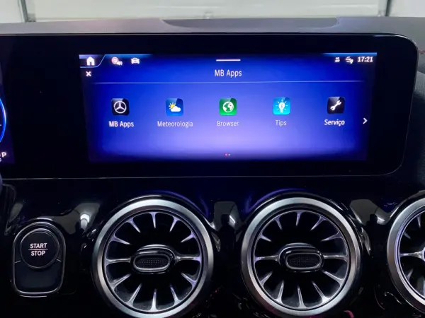 Mercedes-Benz EQA 250+ AMG Line 30