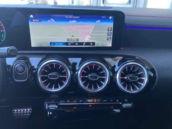 Mercedes-Benz CLA 250 e Shooting Brake AMG Line 17