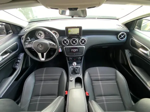 Mercedes-Benz A 180 CDI BE Urban 6