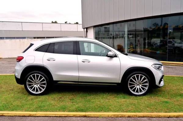 Mercedes-Benz GLA 250 e AMG Line 50