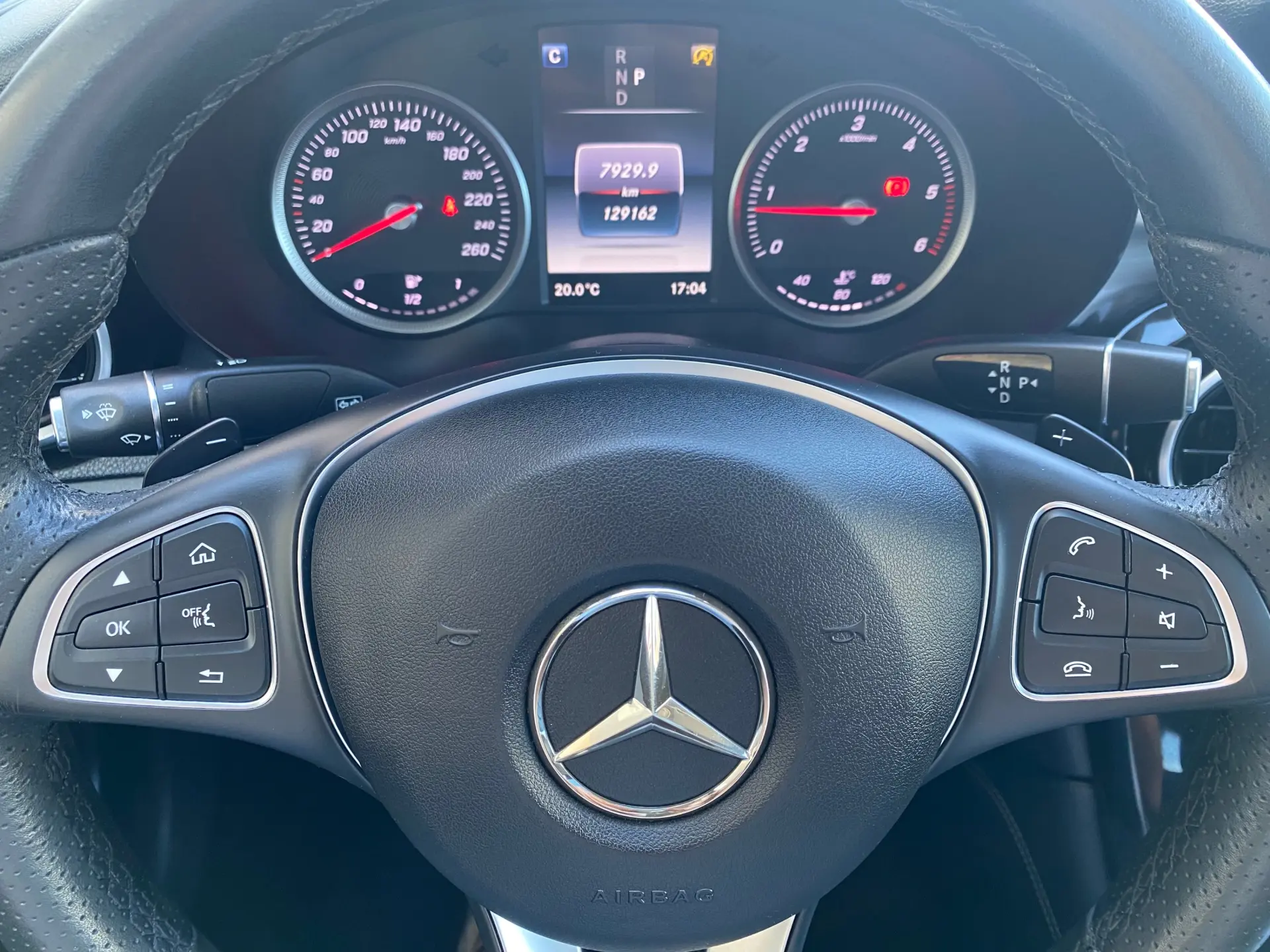 Mercedes-Benz GLC 220 d 4Matic 9G-TRONIC Exclusive 16