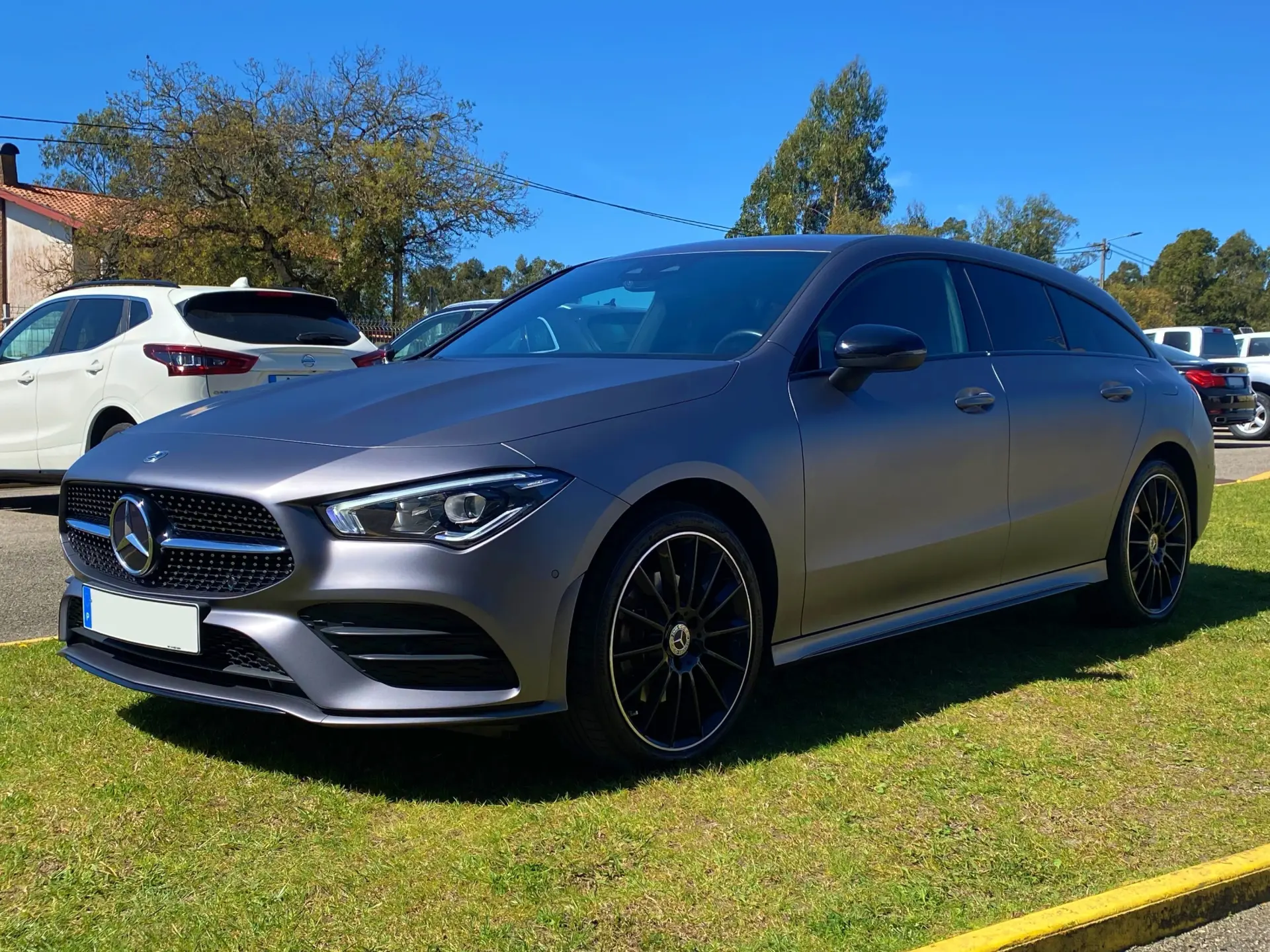 Mercedes-Benz CLA 250 e Shooting Brake AMG Line 3