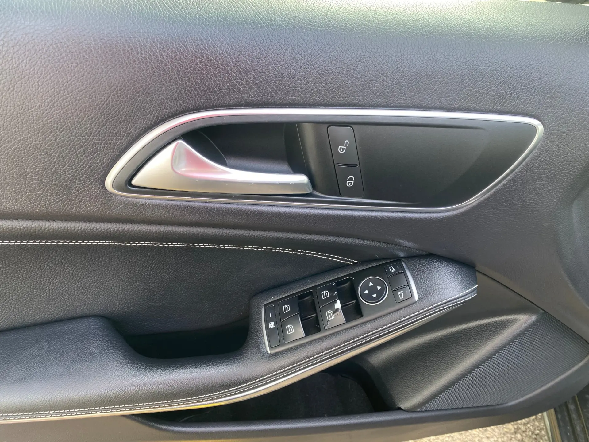 Mercedes-Benz A 180 CDI BE Urban 11