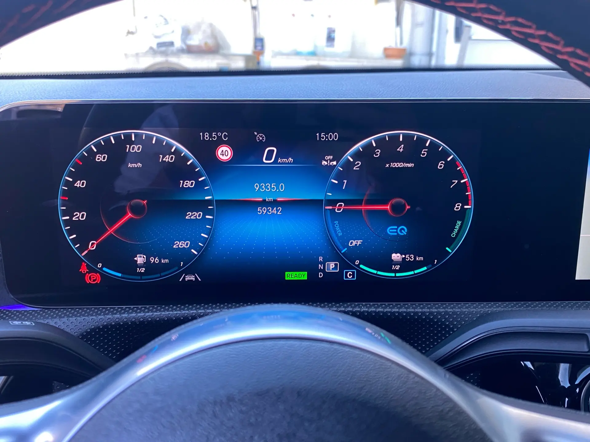 Mercedes-Benz CLA 250 e Shooting Brake AMG Line 36