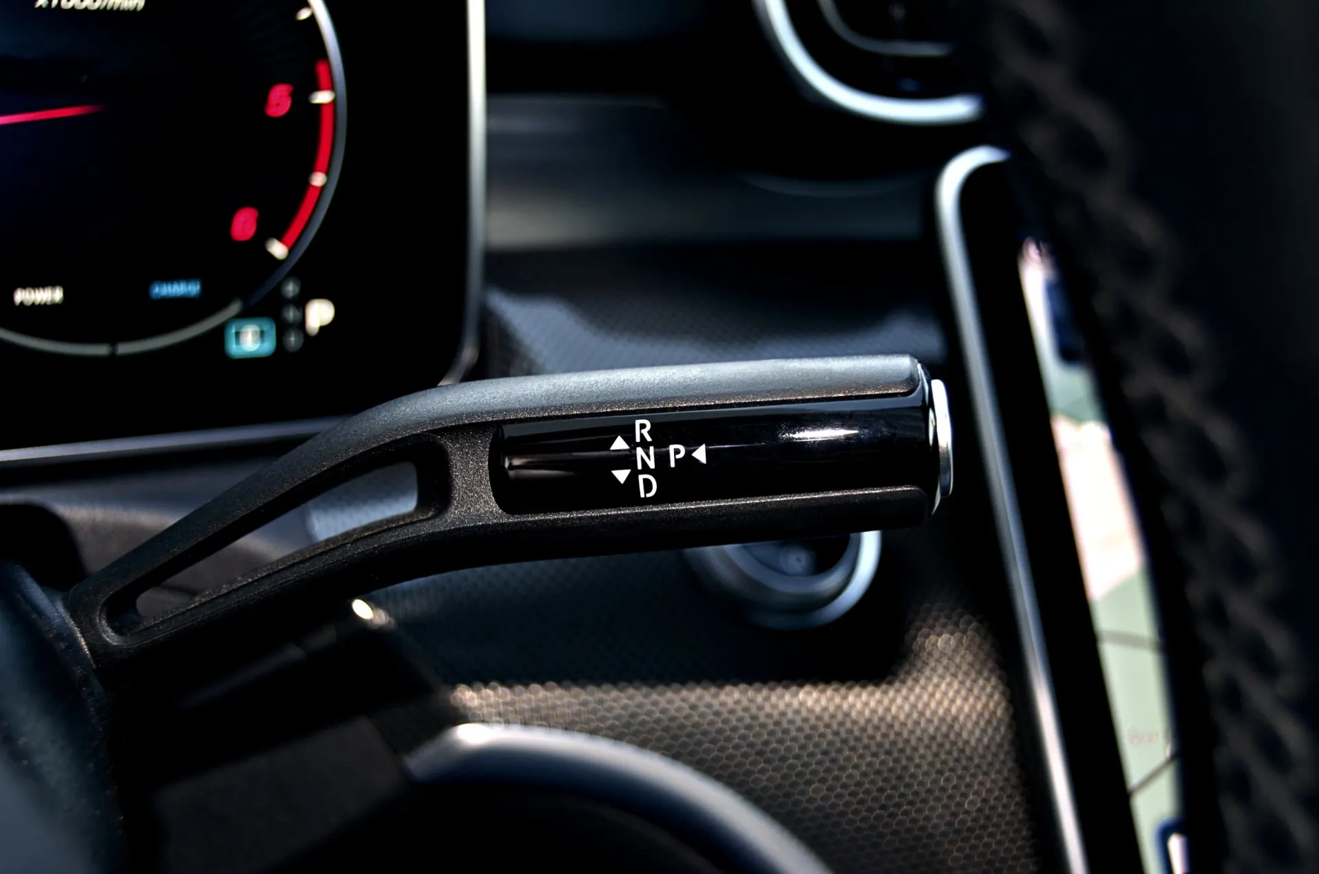 Mercedes-Benz C 300 d AMG Line 16