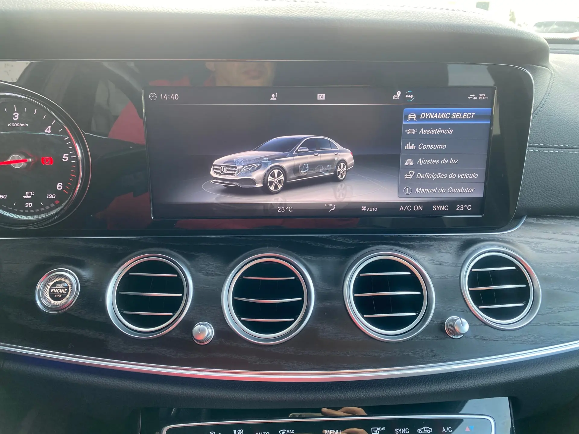 Mercedes-Benz E 220 d AMG Line 27