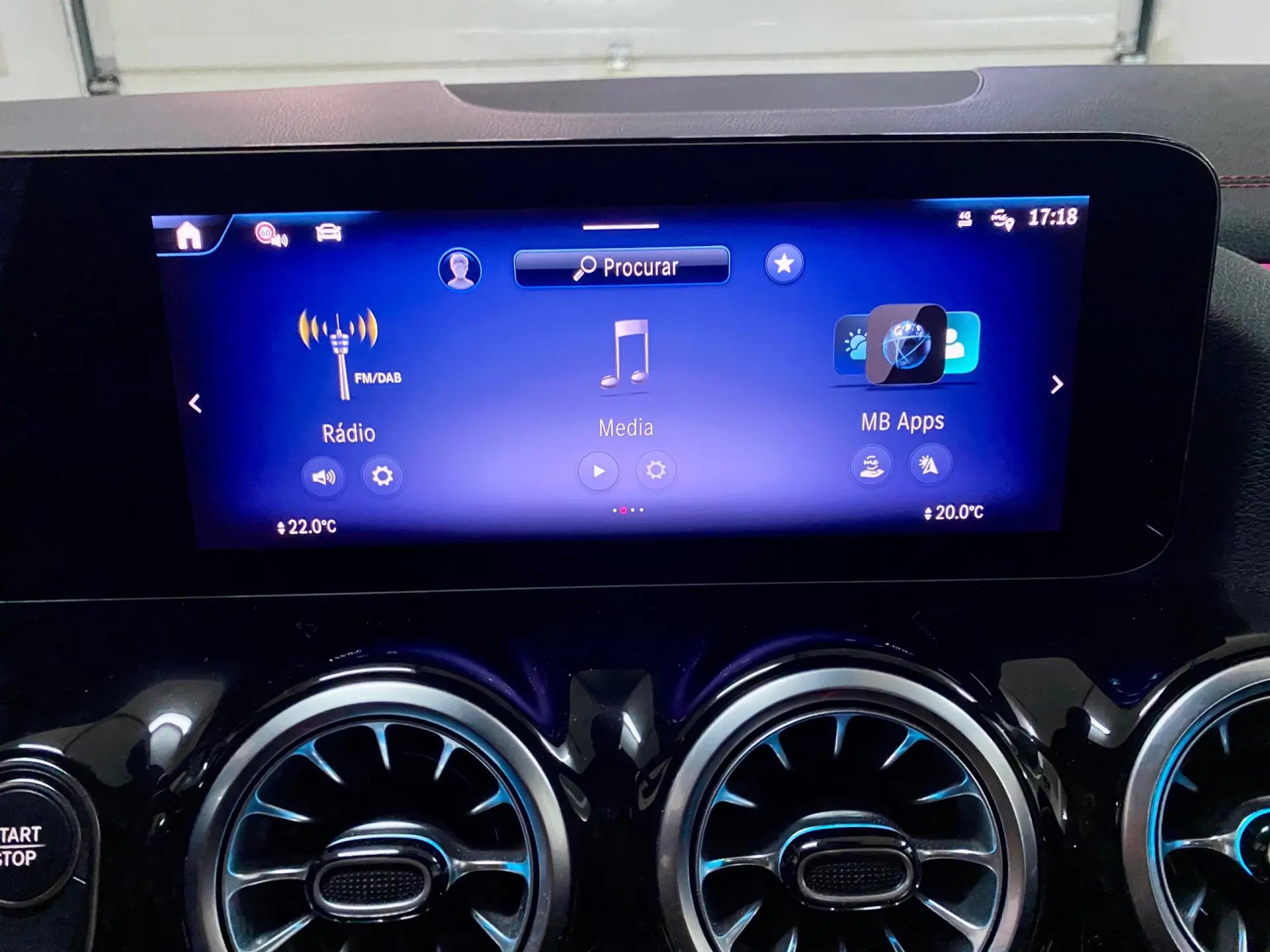 Mercedes-Benz EQA 250+ AMG Line 23