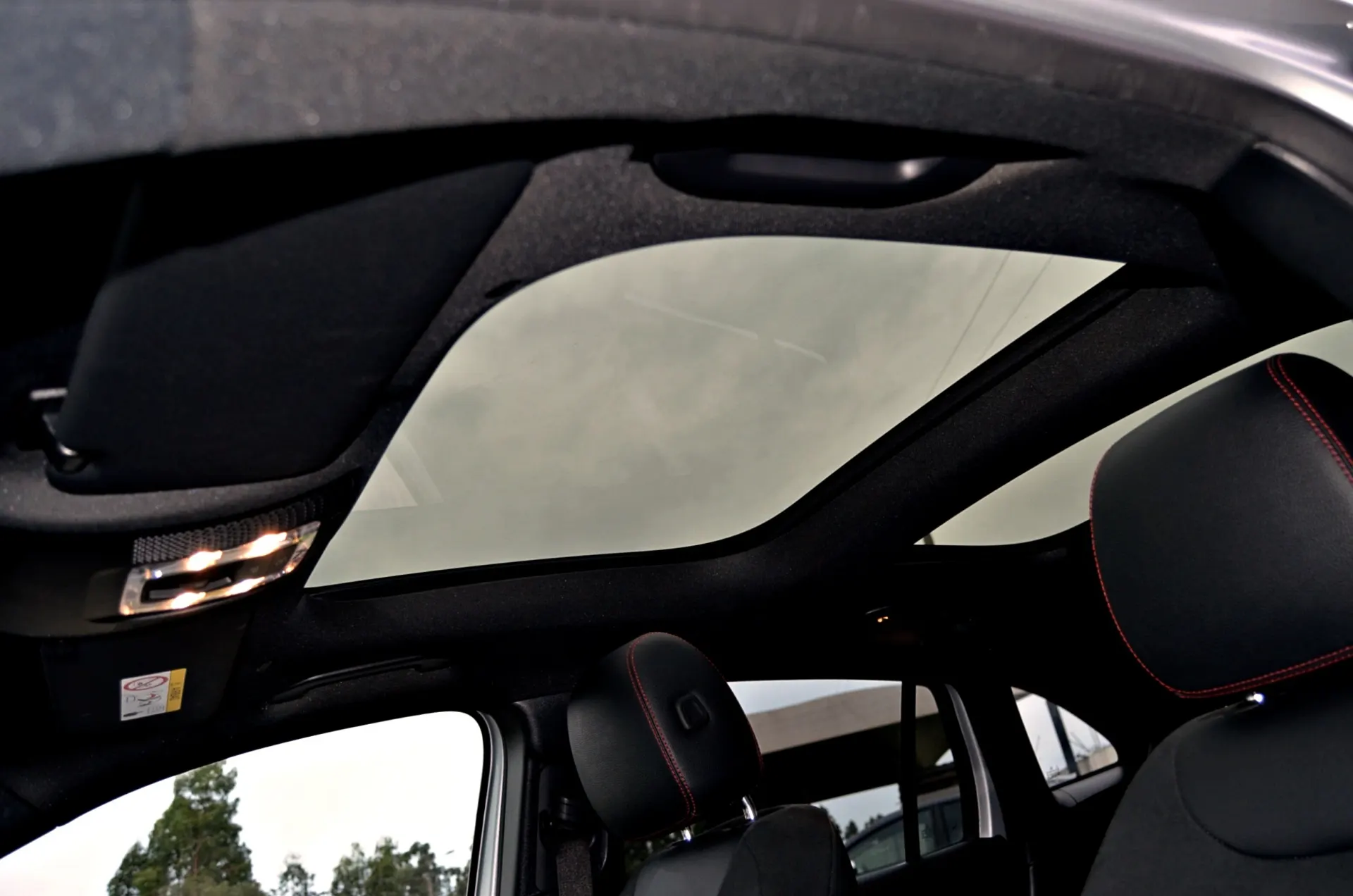 Mercedes-Benz GLA 250 e AMG Line 10