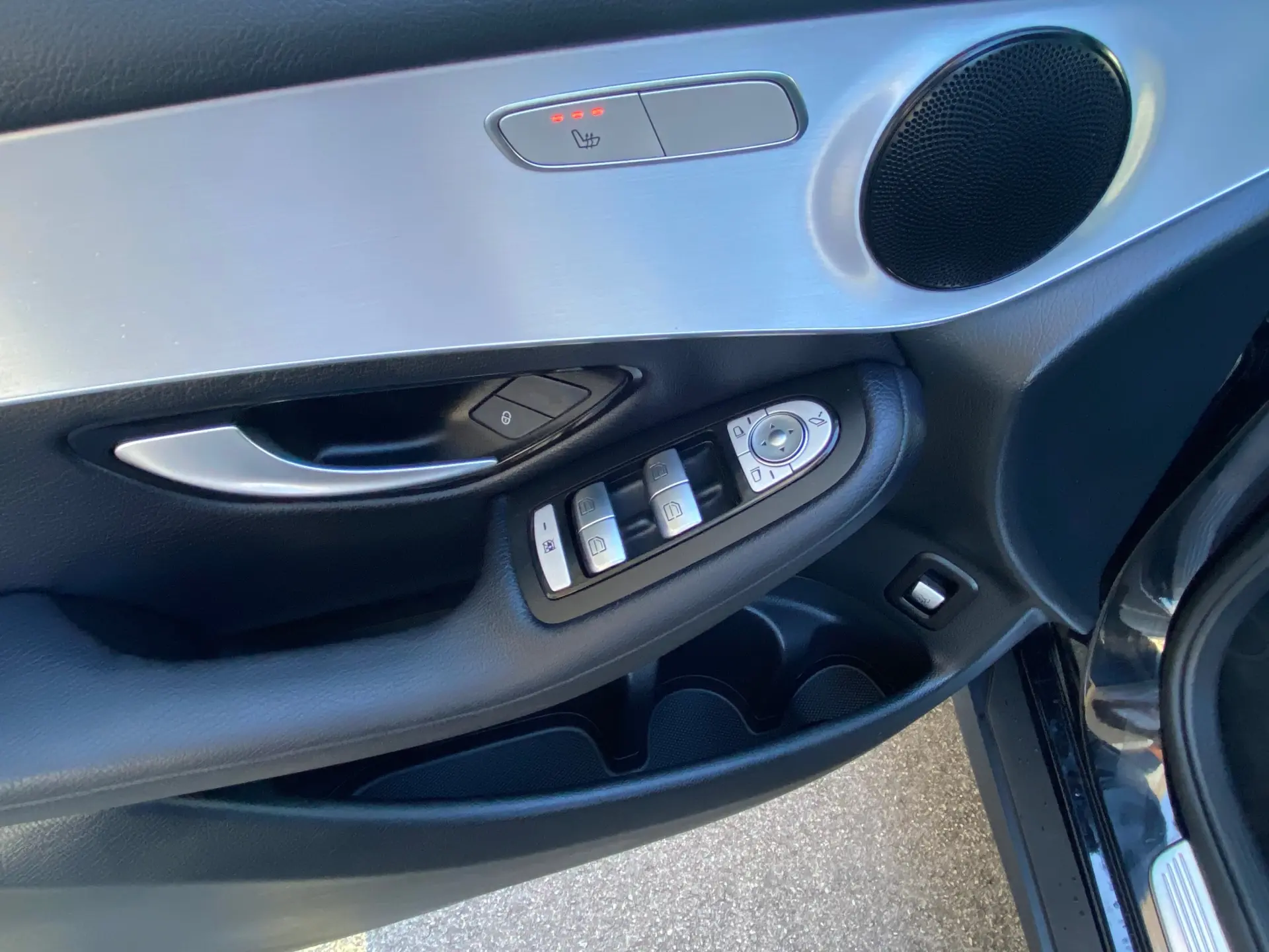 Mercedes-Benz GLC 220 d 4Matic 9G-TRONIC Exclusive 11