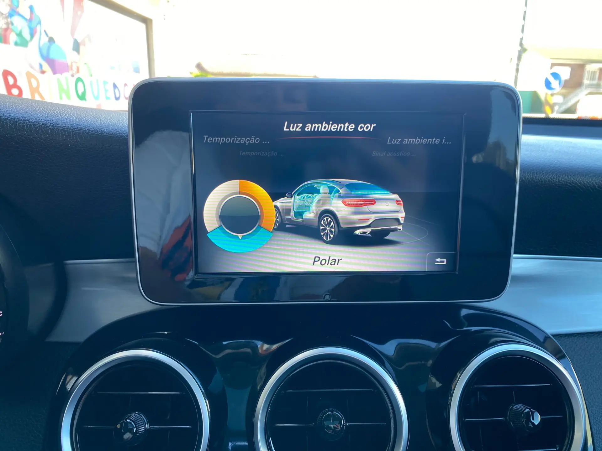 Mercedes-Benz GLC 220 d 4Matic 9G-TRONIC Exclusive 41