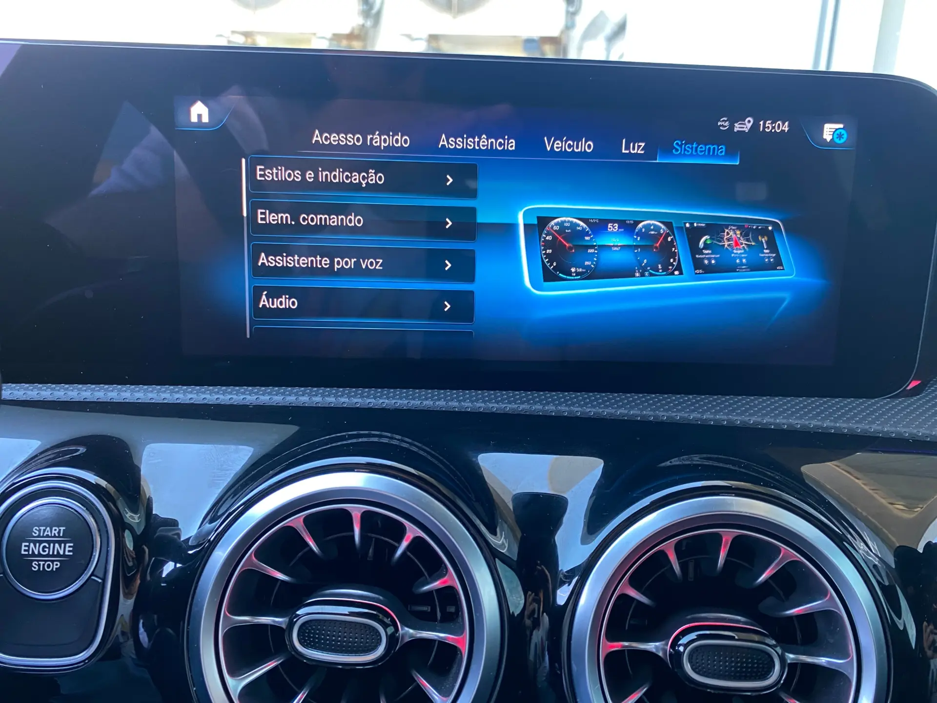 Mercedes-Benz CLA 250 e Shooting Brake AMG Line 30