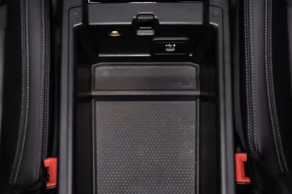 BMW 320 d Line Sport Auto 48