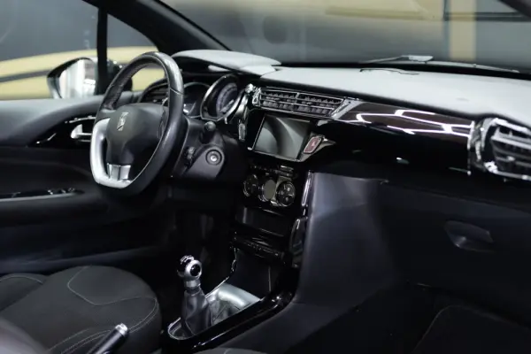 Citroën DS3 1.2 PureTech Be Chic 21