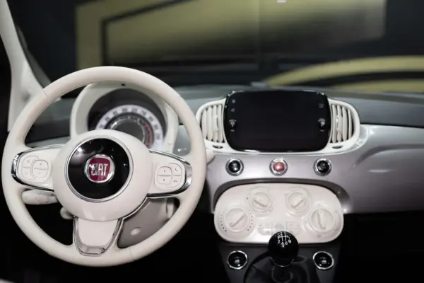 Fiat 500 1.0 Hybrid Lounge 25