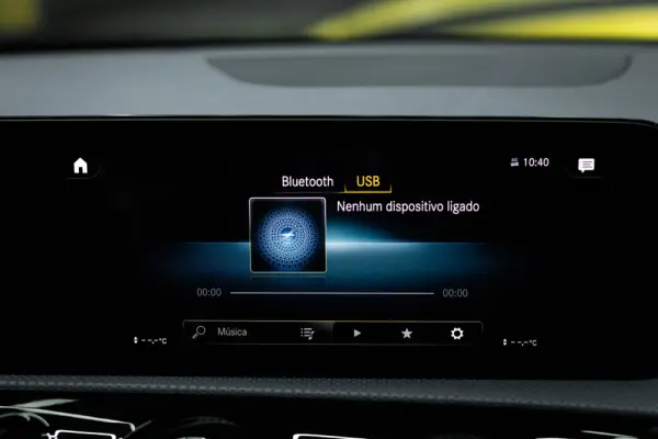 Mercedes-Benz A 180 Limousine d AMG Line Aut. 45