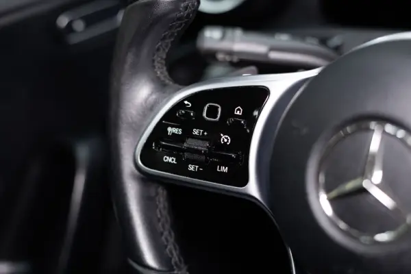 Mercedes-Benz A 180 Limousine d Progressive Aut. 24