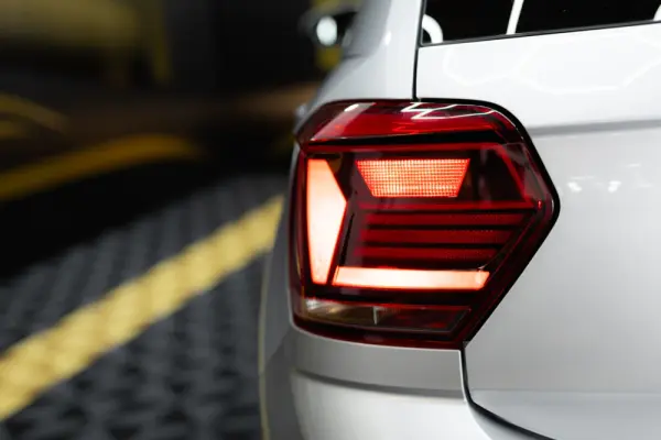 Volkswagen Polo 1.0 TSI Confortline 9