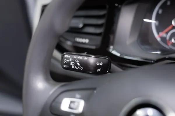 Volkswagen Polo 1.0 TSI Confortline 29