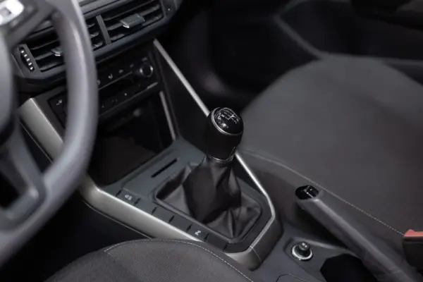 Volkswagen Polo 1.0 TSI Confortline 34