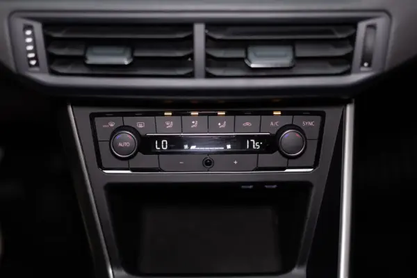 Volkswagen Polo 1.0 TSI Confortline 36