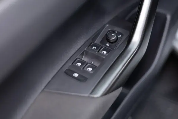 Volkswagen Polo 1.0 TSI Confortline 38