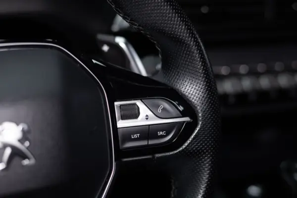 Peugeot 5008 1.5 BlueHDi GT Line EAT8 31