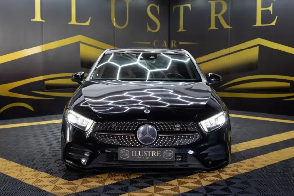 Mercedes-Benz A 180 d AMG Line Aut. 2