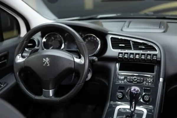 Peugeot 3008 1.6 e-HDi Allure 2-Tronic 27