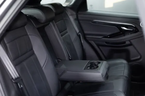 Land Rover Range Rover Evoque 1.5 P300e AWD Dynamic SE 18