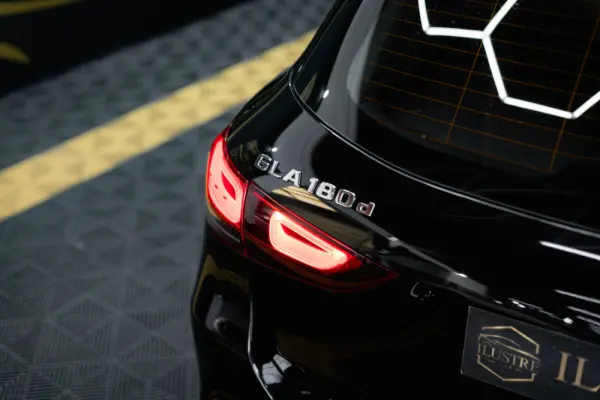 Mercedes-Benz GLA 180 d 8G-DCT Edition Progressive Line 9