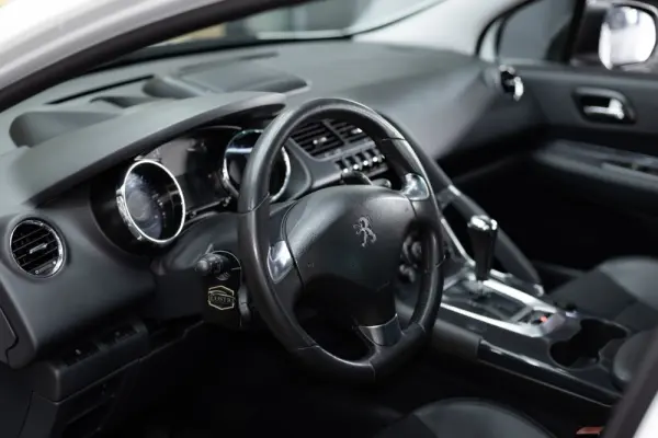 Peugeot 3008 1.6 e-HDi Allure 2-Tronic 28