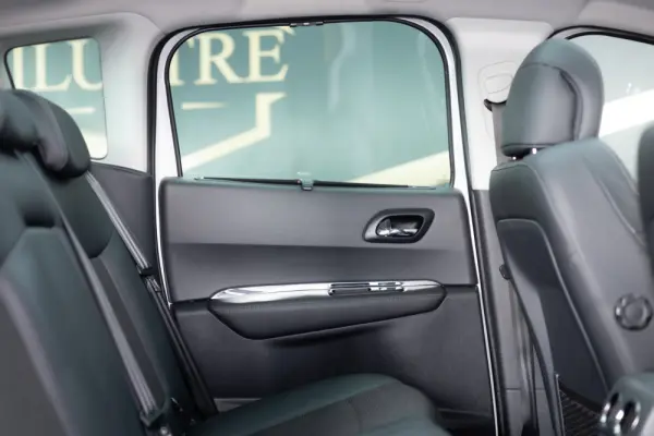 Peugeot 3008 1.6 e-HDi Allure 2-Tronic 17