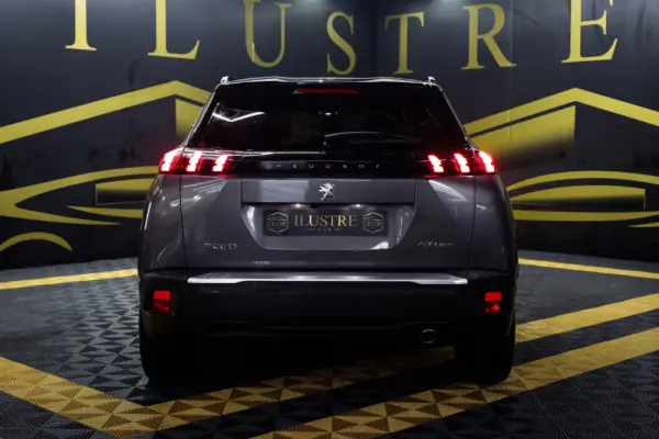 Peugeot 2008 1.5 BlueHDi GT Line EAT8 5