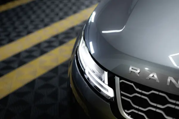 Land Rover Range Rover Evoque 1.5 P300e AWD Dynamic SE 14