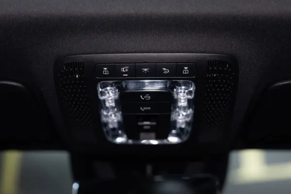 Mercedes-Benz A 180 d AMG Line Aut. 31