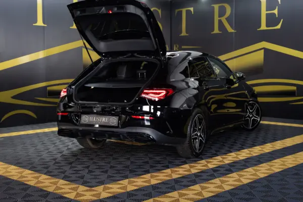 Mercedes-Benz CLA 250 e Shooting Brake AMG Line 7